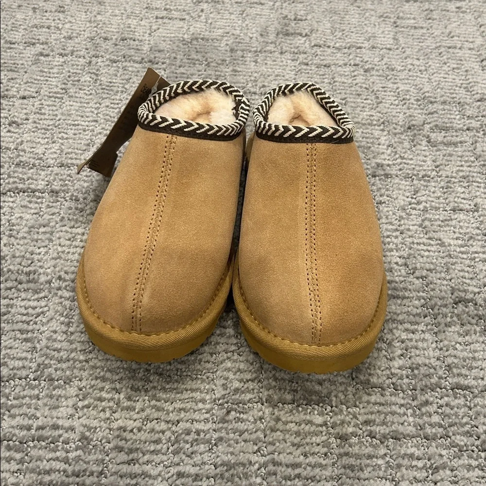 BearPaw Tabitha Youth Kid's Indoor/outdoor Slippers 1